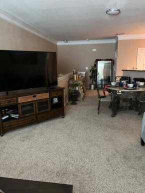 Quiet, Cozy, Cool & Centrally located